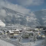 Bahlerhof - Luxner Annelies Daire Ried im Zillertal